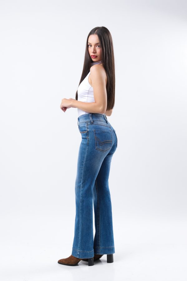 JEANS COLLECTION BOOTCUT COWBOY DE MEZCLILLA AZUL CLARO - Imagen 2