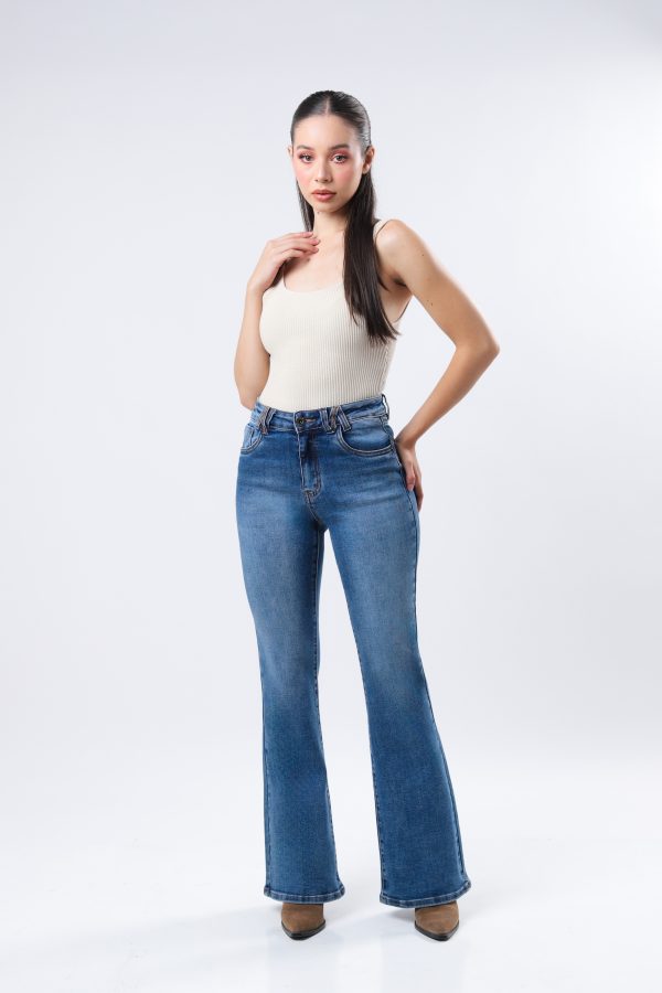 JEANS COLLECTION FLARE DE MEZCLILLA AZUL MEDIO CLARO